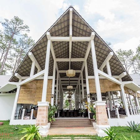 Vkirirom Pine Resort Chambak Dangkom Kültér fotó